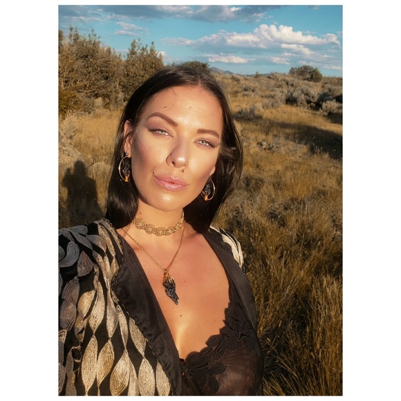 rainbow carborundom necklace K🦎K - Picture 7 of 7